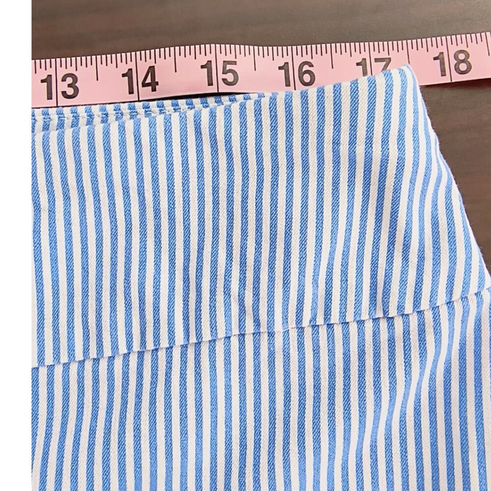 Crown & Ivy Ashley Bermuda Shorts 14 Blue White Stripe Pull On Stretch 10" - Picture 8 of 11